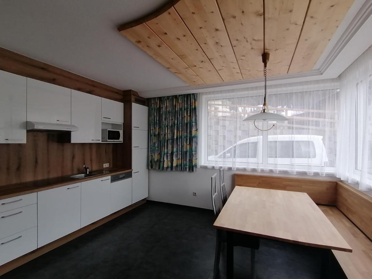 Appartements Rosmarie Fendels Exteriör bild